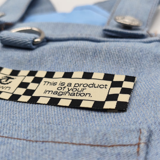 Woven Labels: Weaving Quality and Identity into Your Brand