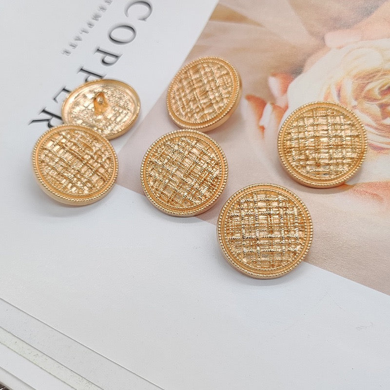 Vantage Metal Buttons-Grid