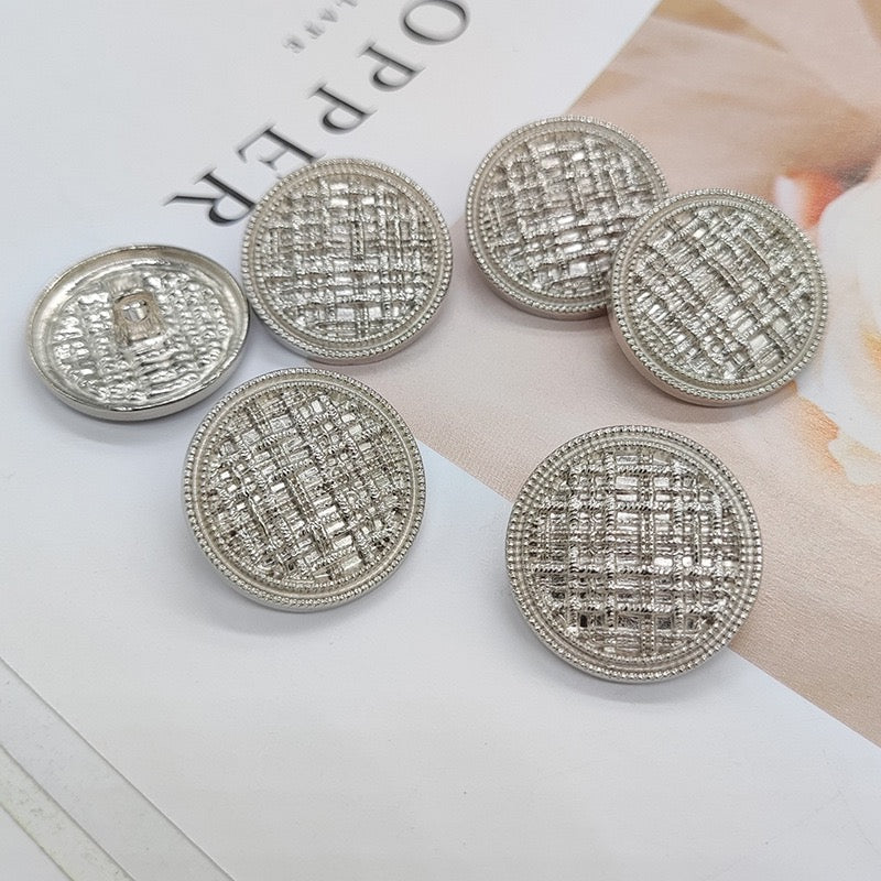 Vantage Metal Buttons-Grid